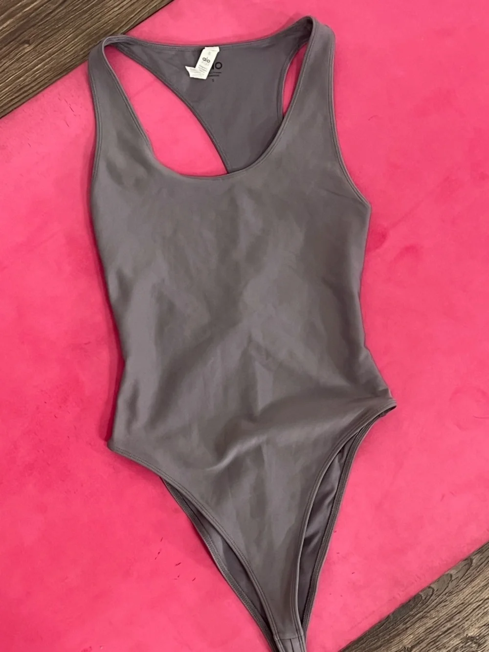 ALO Yoga selling as